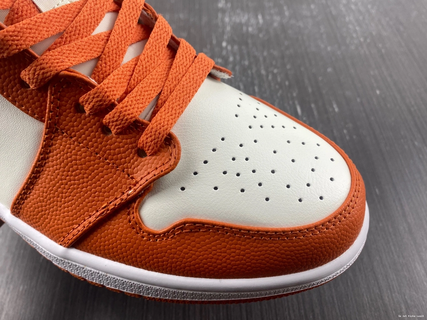 Sport Air Jordan Mid SE 1 DV1302-100 Spice 0422